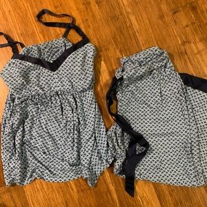 Soma matching lounge set